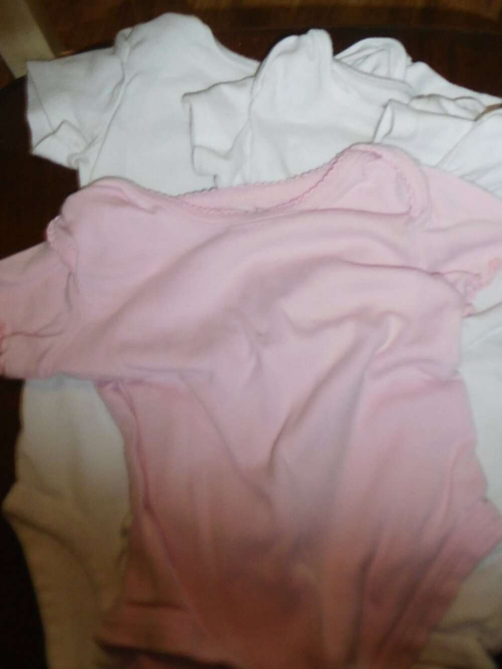 Bundle of 4 Onsies (6-12mos)